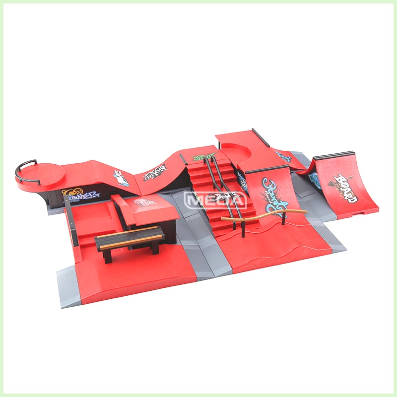 RED LUXURIOUS GROUP C